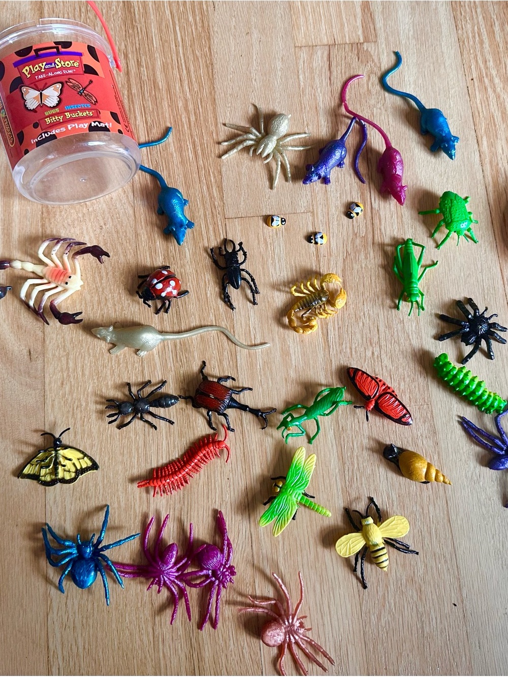 Assorted Kids Toy Bug and Animal Figures - Multicolor
